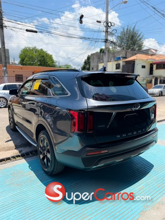 2021 Kia Sorento S — foto 10 / 12