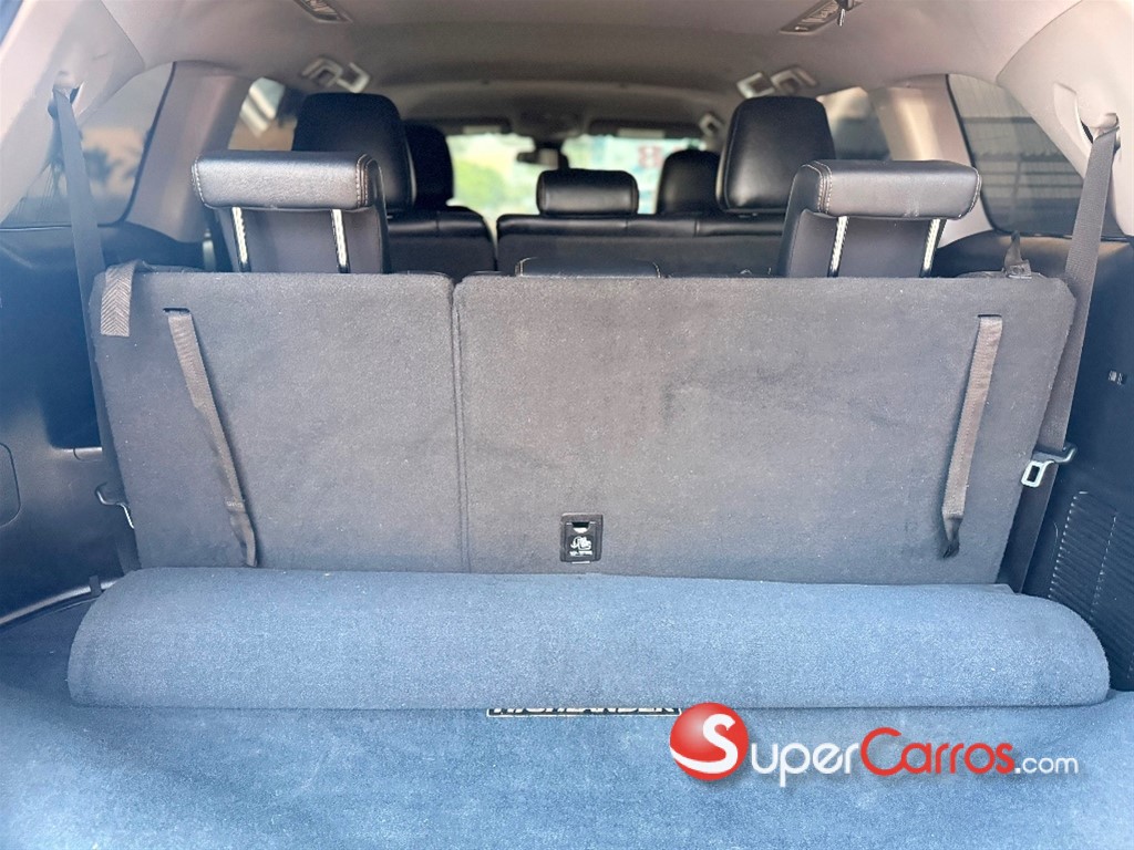 2018 Toyota Highlander LE Plus — foto 8 / 8