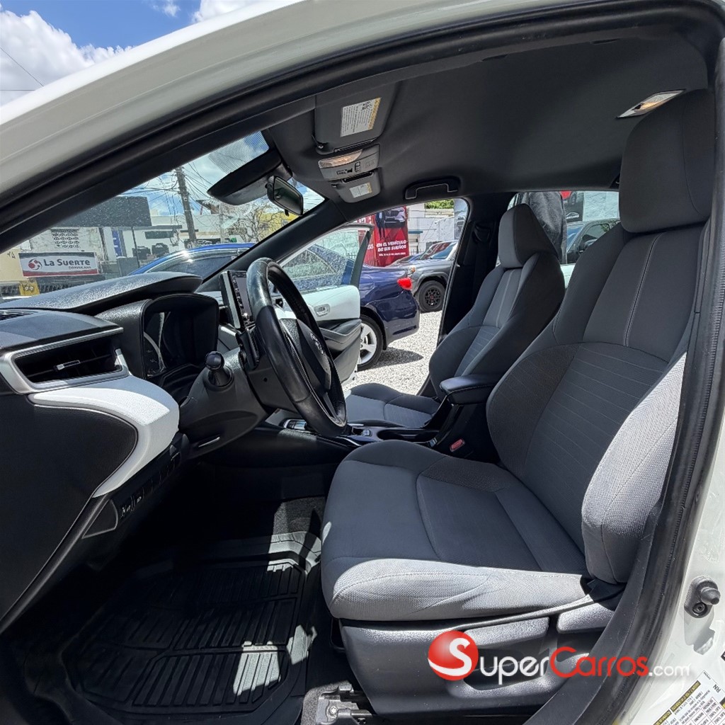 2021 Toyota Corolla SE — foto 8 / 12