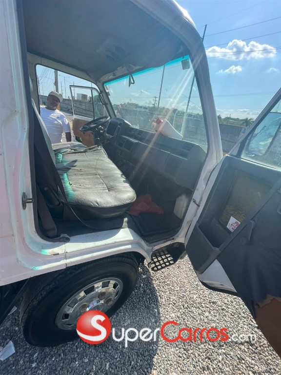 2008 Daihatsu Delta Cama larga — foto 5 / 12
