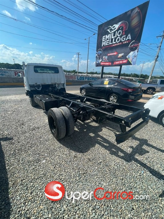 2008 Daihatsu Delta Cama larga — foto 6 / 12