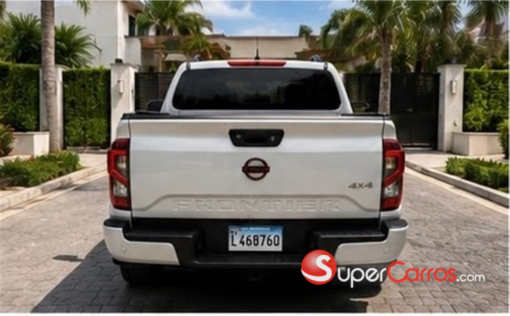 2023 Nissan Frontier Pro-4X — foto 5 / 9
