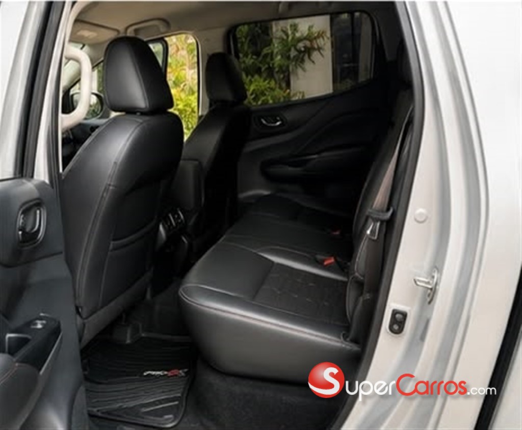 2023 Nissan Frontier Pro-4X — foto 8 / 9