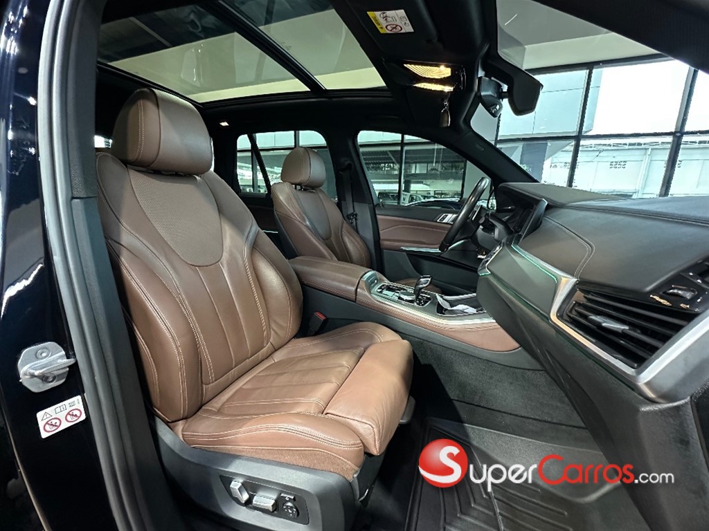 2020 BMW X 5 M 30D — foto 6 / 10