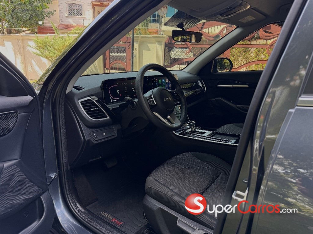 2025 Kia Seltos EX — foto 6 / 10