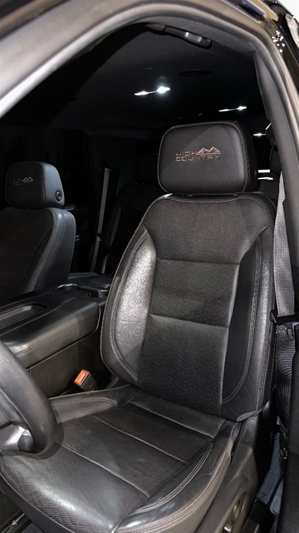 2022 Chevrolet Tahoe Highcountry Duramax — foto 9 / 10
