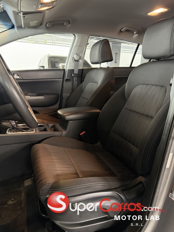 2021 Kia Sportage LX — foto 5 / 9
