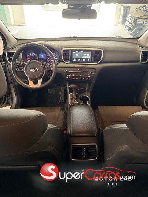 2021 Kia Sportage LX — foto 7 / 9