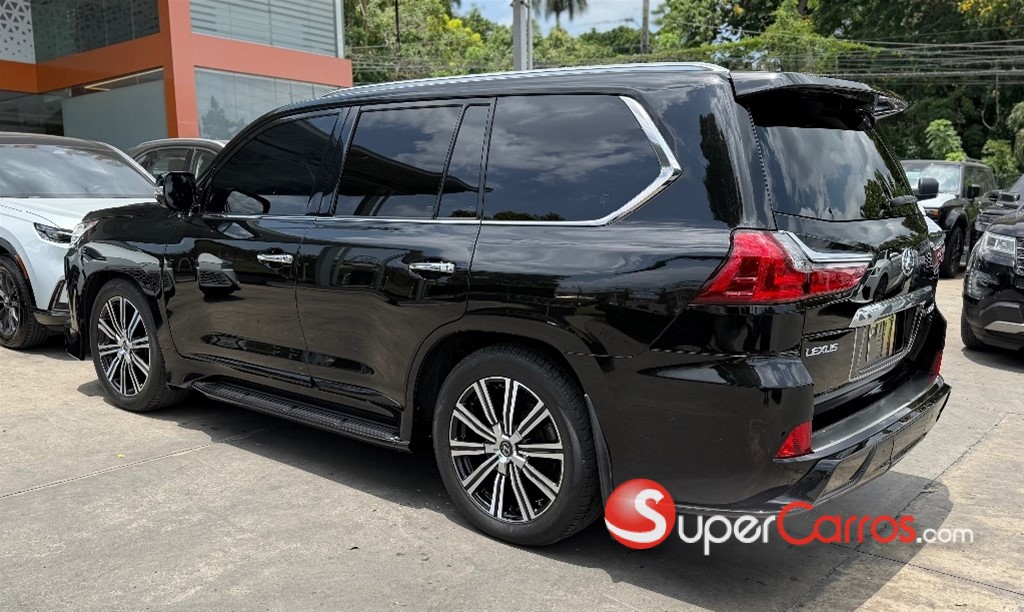 2020 Lexus LX 570 — foto 7 / 11