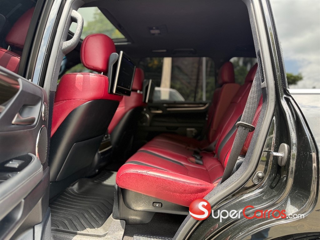 2020 Lexus LX 570 — foto 9 / 11