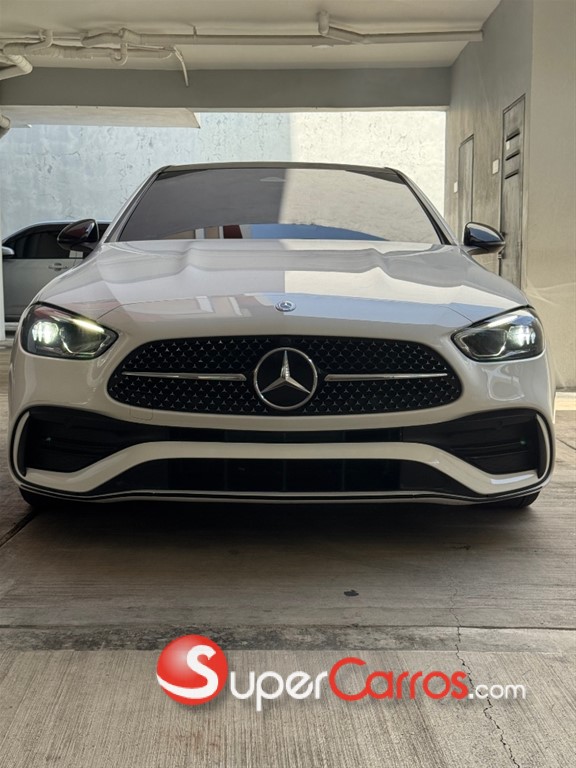 2022 Mercedes-Benz Clase C 300 — foto 2 / 9