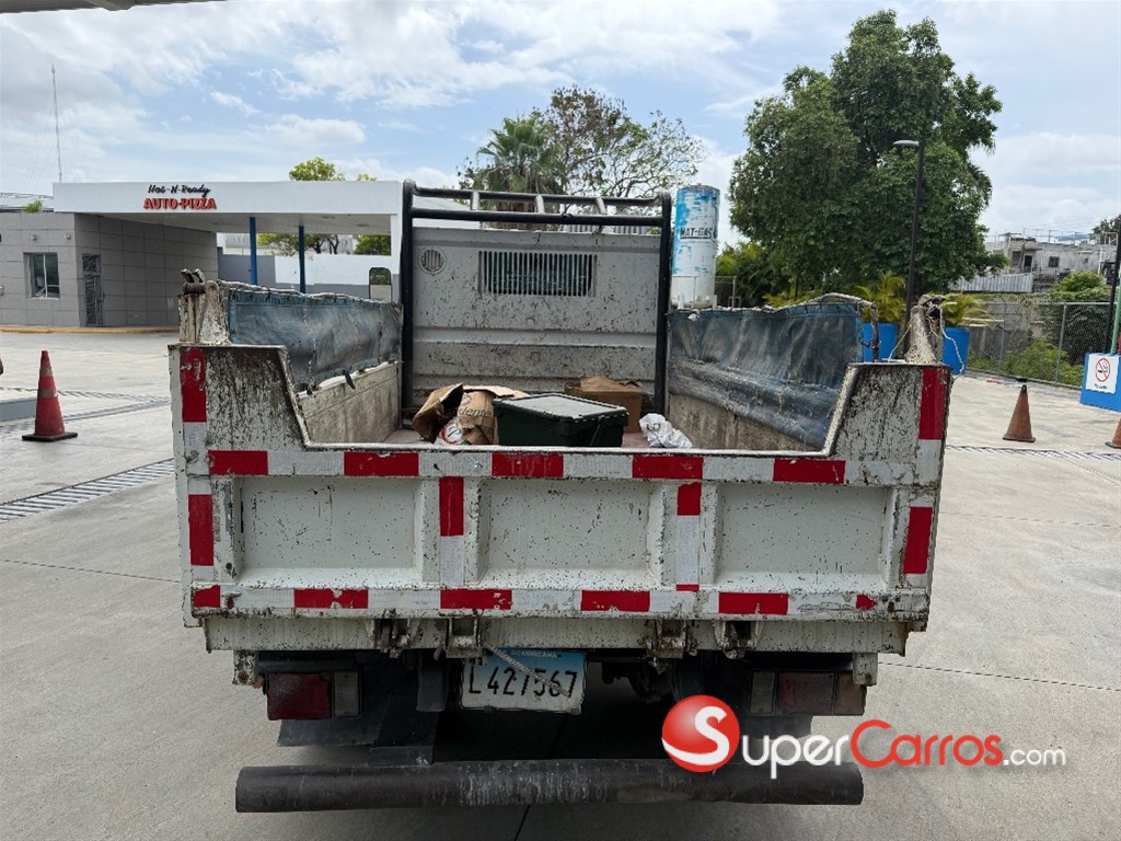 2007 Hino Volteo — foto 4 / 8