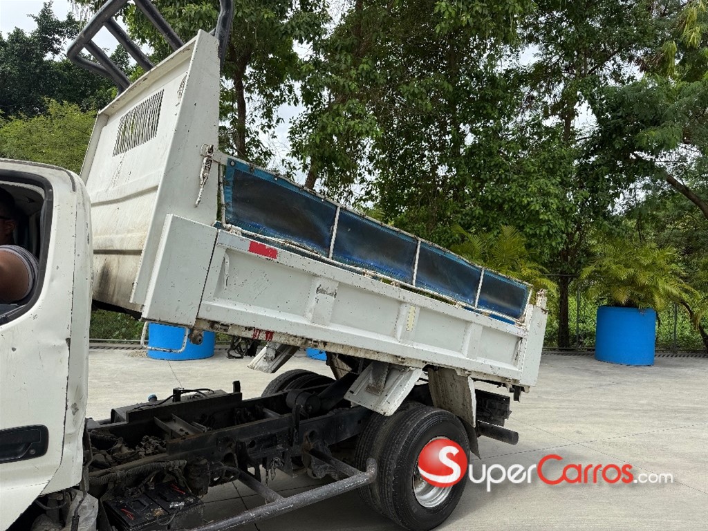 2007 Hino Volteo — foto 8 / 8