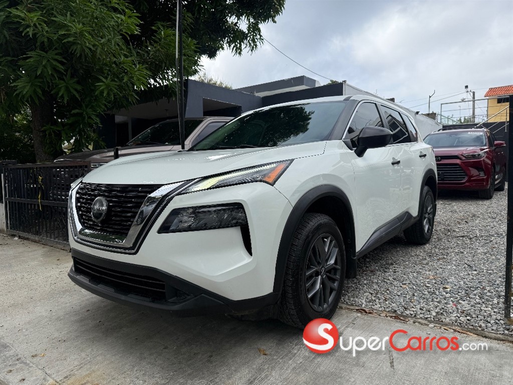 2021 Nissan Rogue — foto 2 / 12