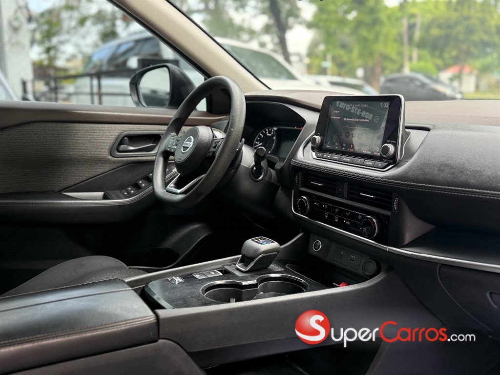 2021 Nissan Rogue — foto 7 / 12