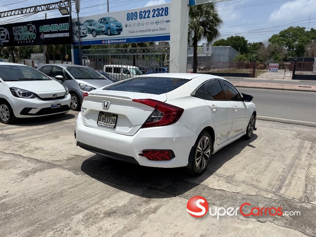 2016 Honda Civic LX — foto 3 / 12