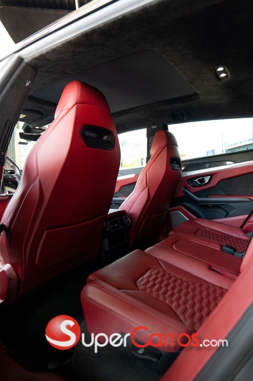 2019 Lamborghini Urus — foto 3 / 12