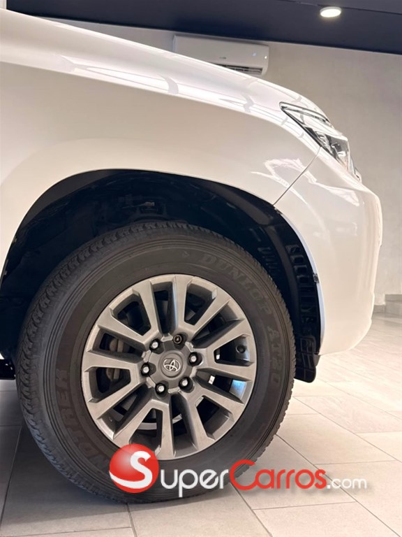 2018 Toyota Land Cruiser Prado VXL — foto 5 / 11