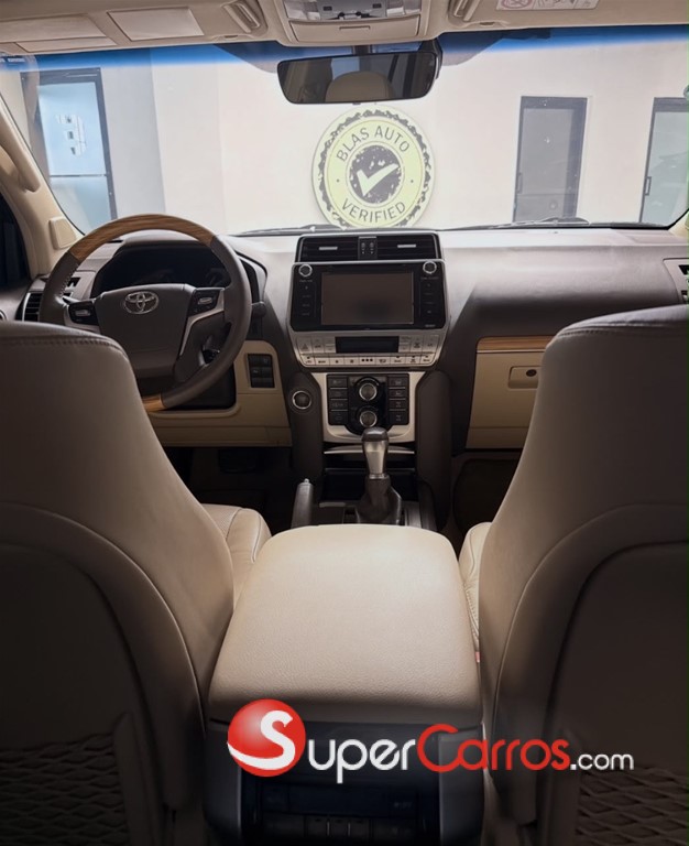 2018 Toyota Land Cruiser Prado VXL — foto 10 / 11