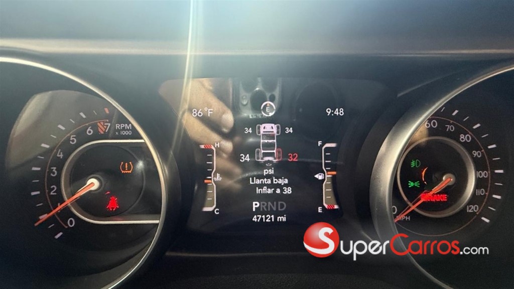2020 Jeep Wrangler Unlimited Sport — foto 10 / 12