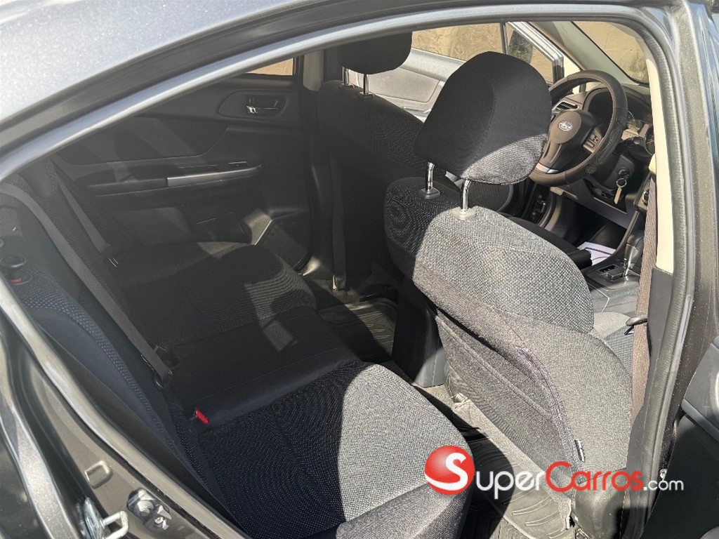 2016 Subaru Impreza — foto 7 / 10