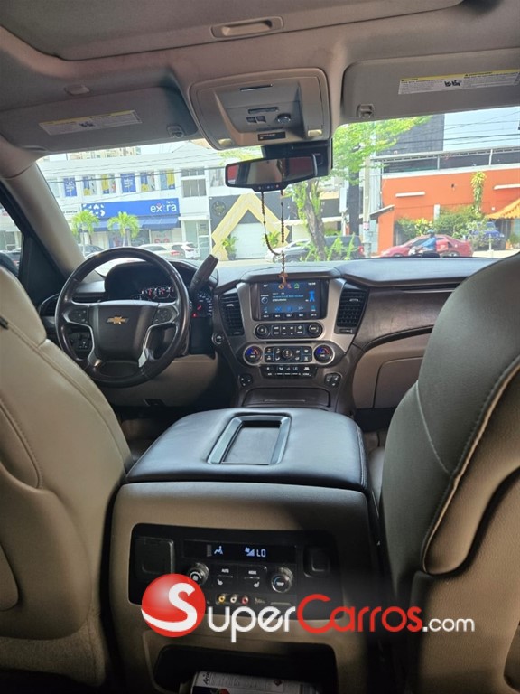 2015 Chevrolet Tahoe LTZ — foto 2 / 12