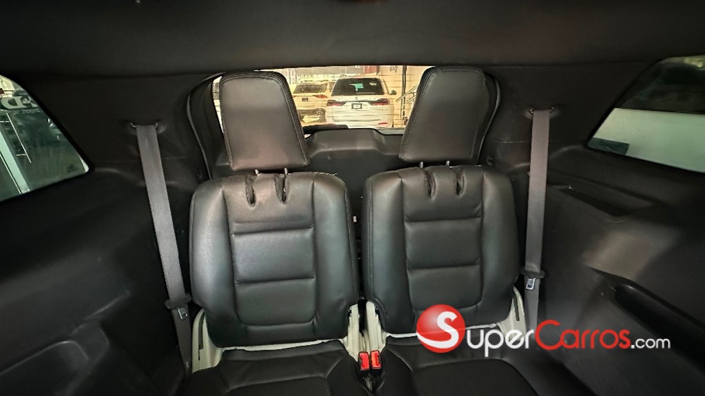 2013 Ford Explorer — foto 6 / 10