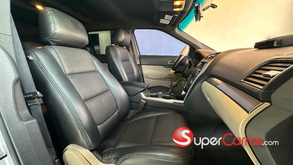 2013 Ford Explorer — foto 8 / 10