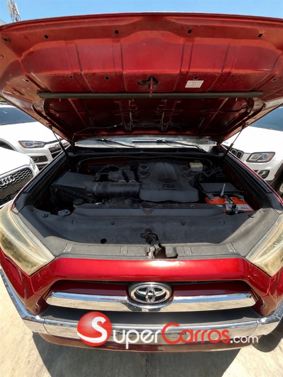 2011 Toyota 4 Runner SR5 — foto 7 / 10