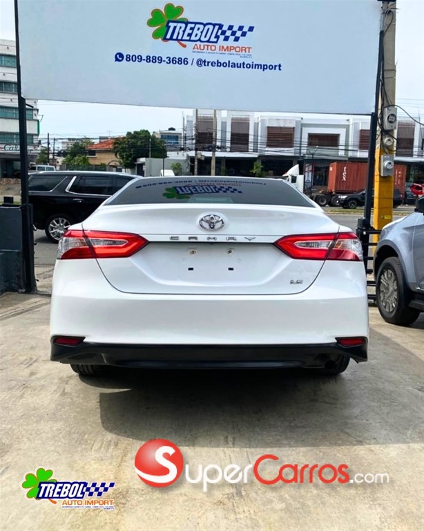 2018 Toyota Camry LE — foto 4 / 11