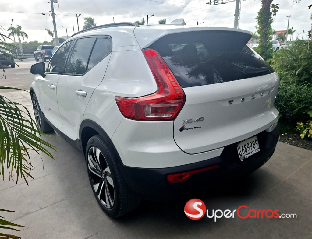 2024 Volvo XC40 — foto 3 / 5