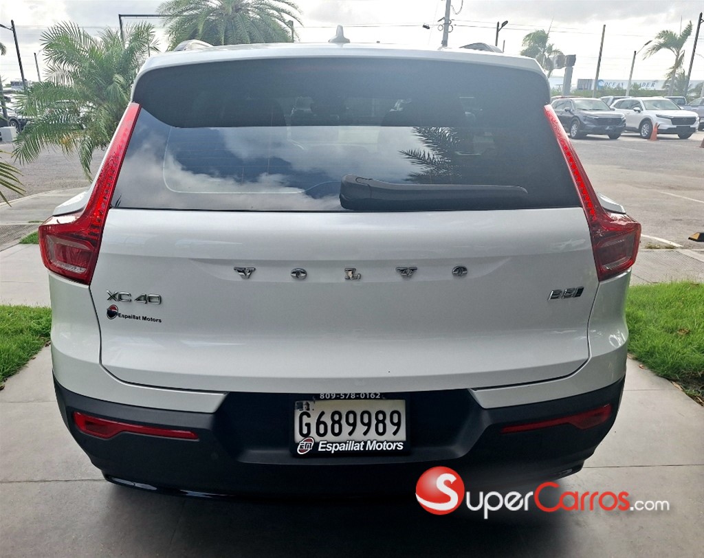 2024 Volvo XC40 — foto 4 / 5