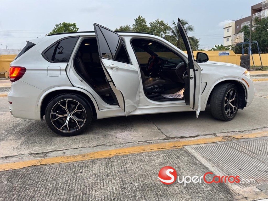 2016 BMW X 5 SDrive 35i — foto 2 / 12