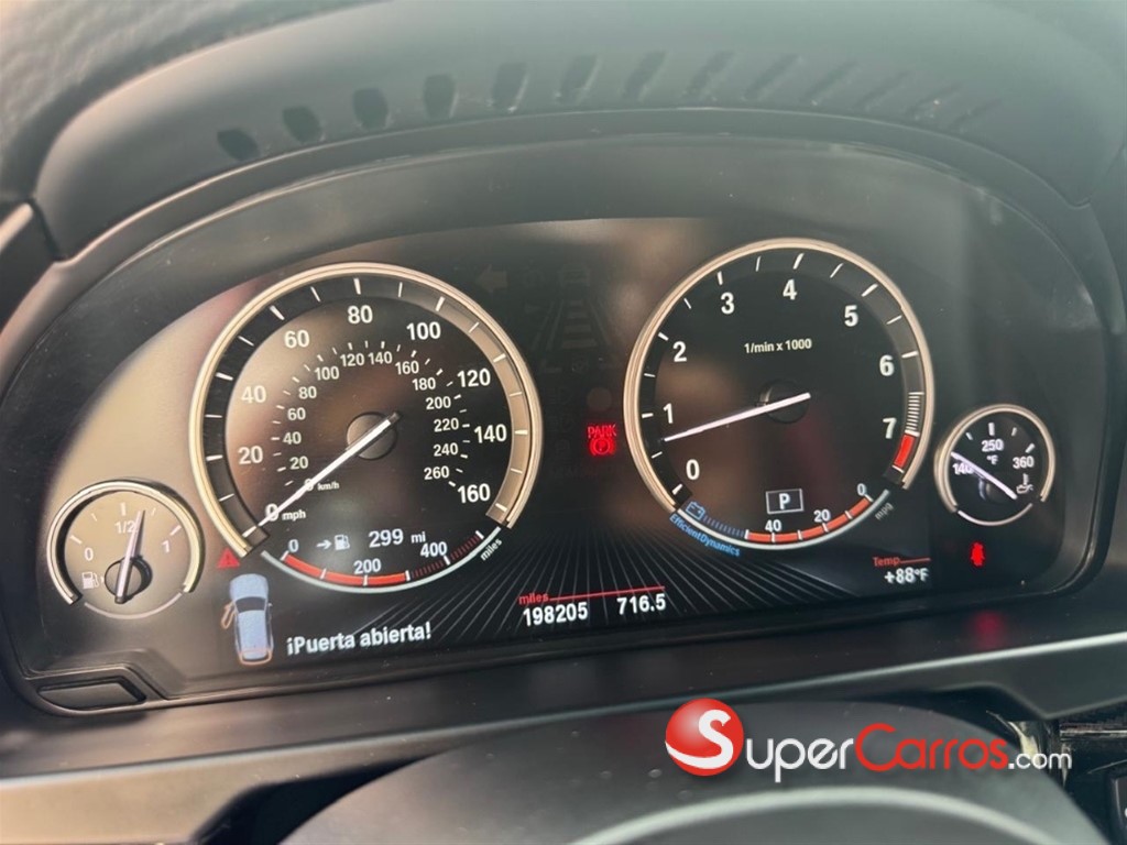 2016 BMW X 5 SDrive 35i — foto 6 / 12