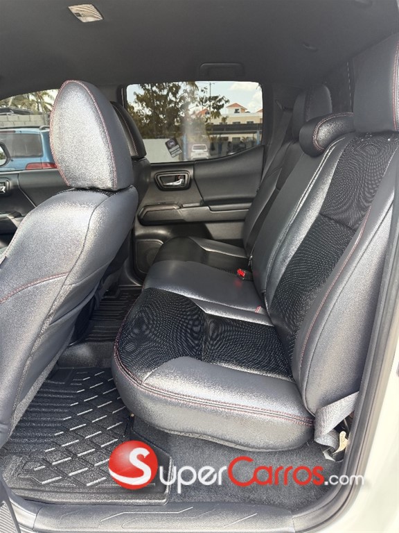 2017 Toyota Tacoma TRD OFF ROAD — foto 4 / 12