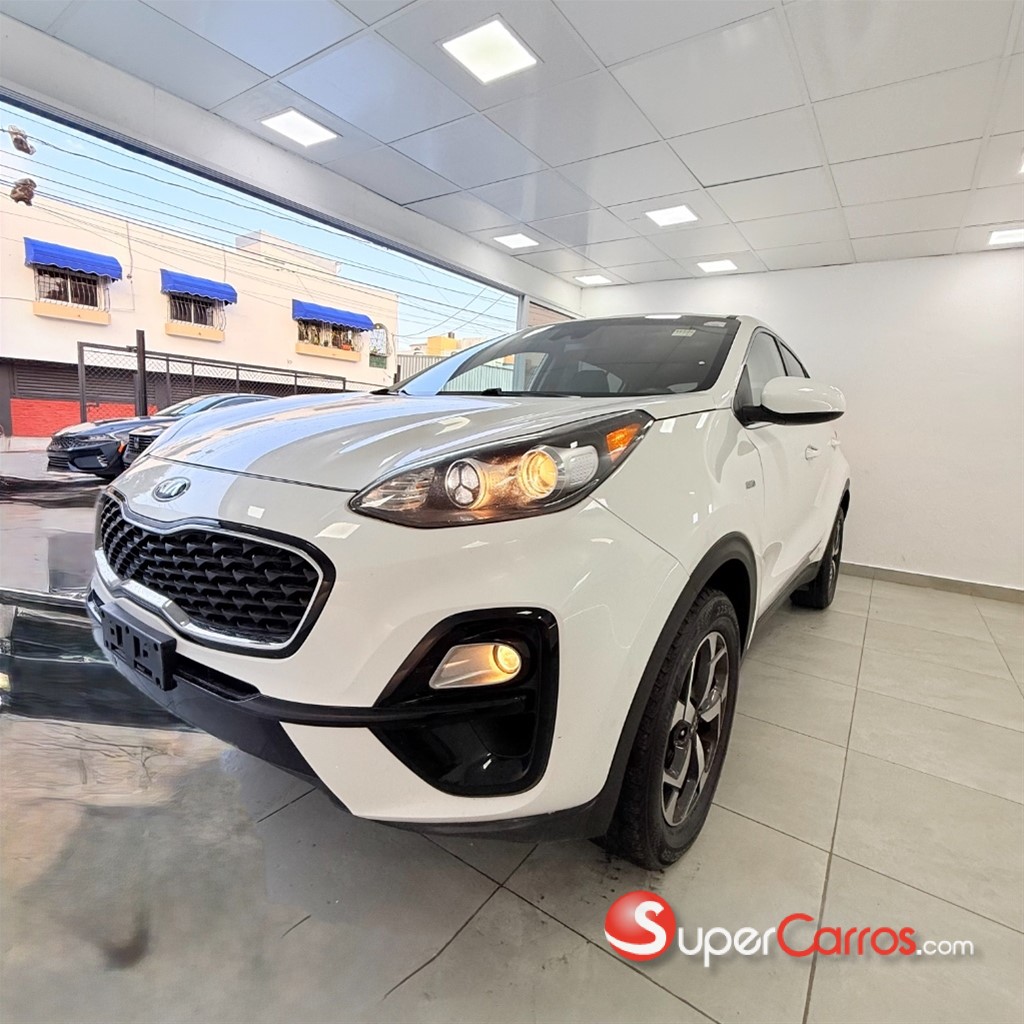 2020 Kia Sportage LX — foto 8 / 10