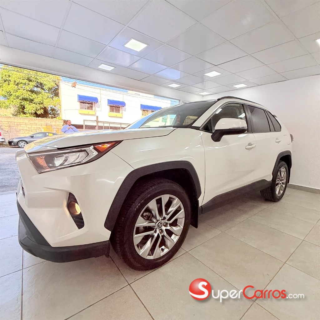 2021 Toyota RAV4 XLE Premium