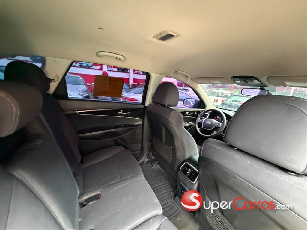 2019 Kia Sorento — foto 8 / 9