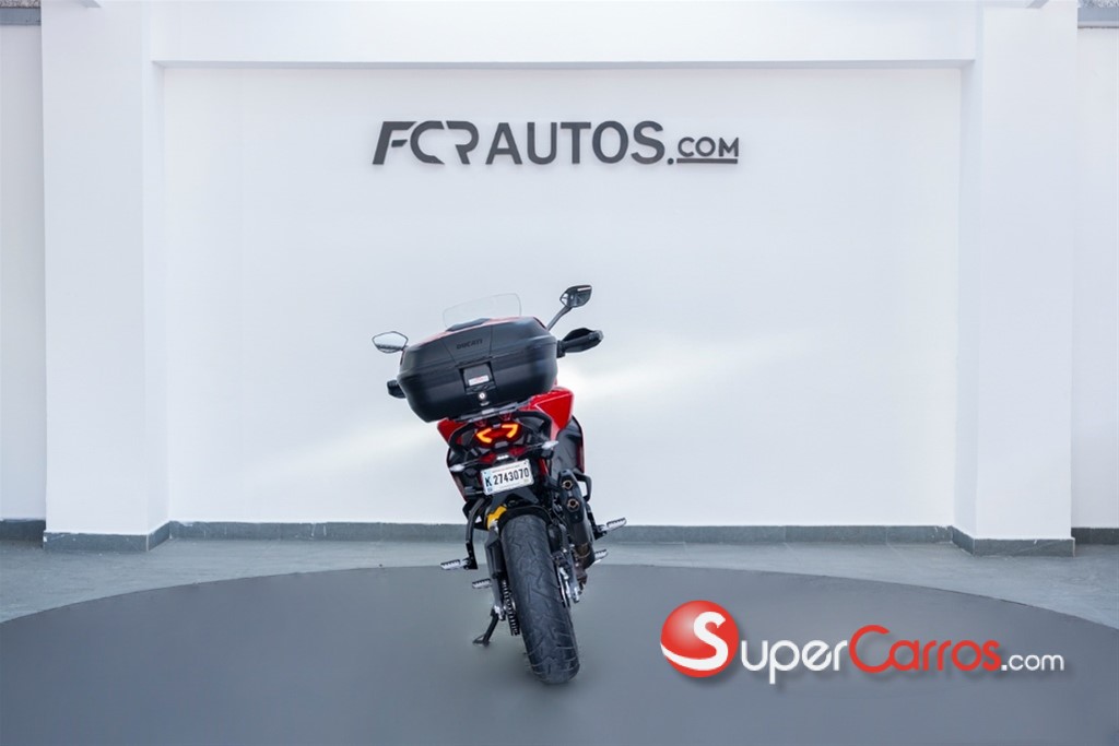 2025 Ducati Multistrada — foto 7 / 12