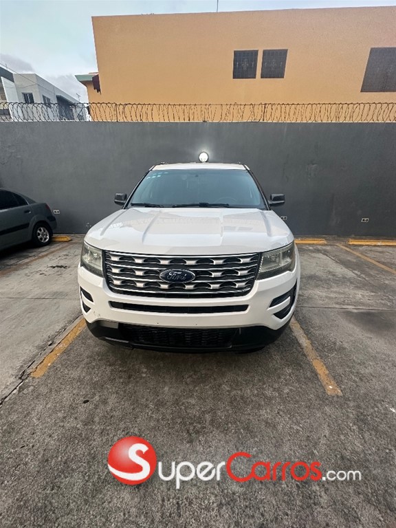 2016 Ford Explorer ECOBOOST — foto 2 / 11