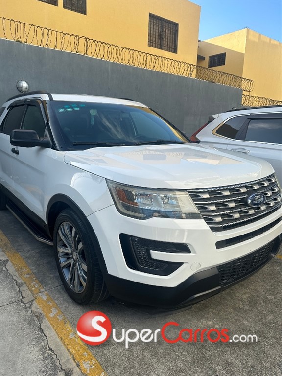 2016 Ford Explorer ECOBOOST — foto 10 / 11
