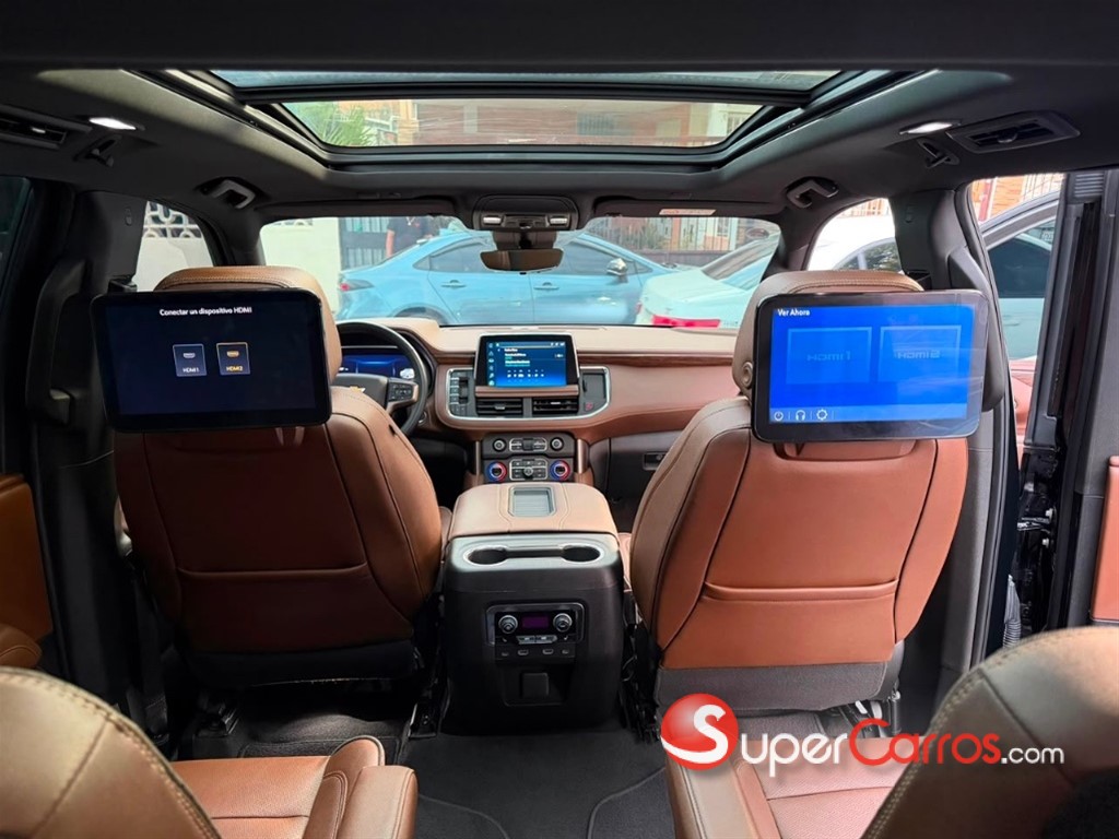 2023 Chevrolet Suburban Highcountry — foto 6 / 10