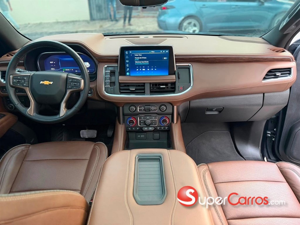 2023 Chevrolet Suburban Highcountry — foto 7 / 10
