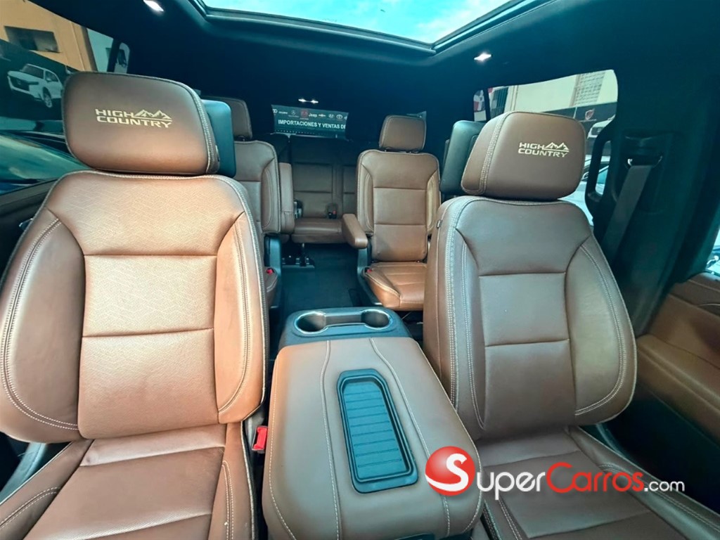 2023 Chevrolet Suburban Highcountry — foto 9 / 10