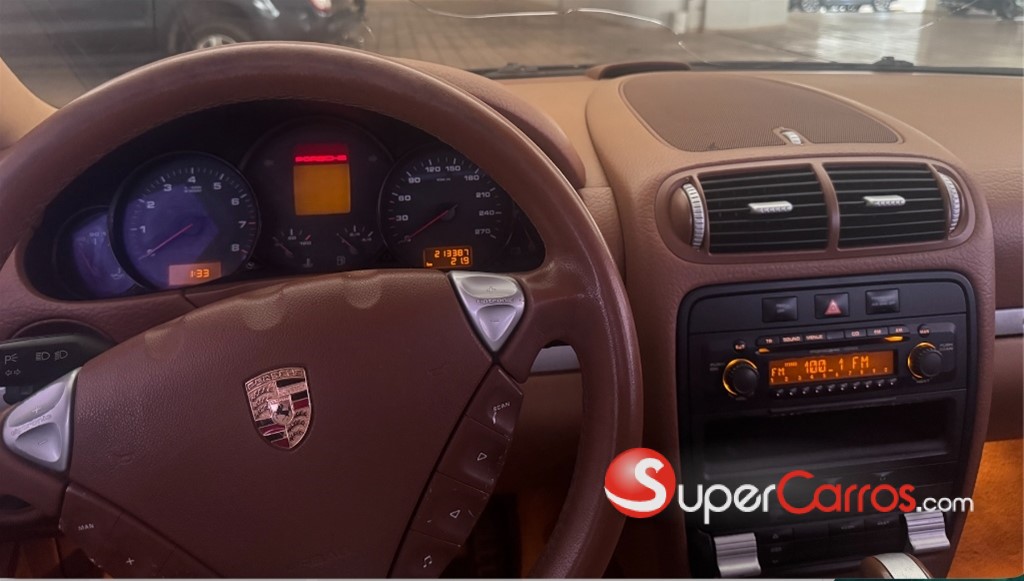 2005 Porsche Cayenne — foto 2 / 11