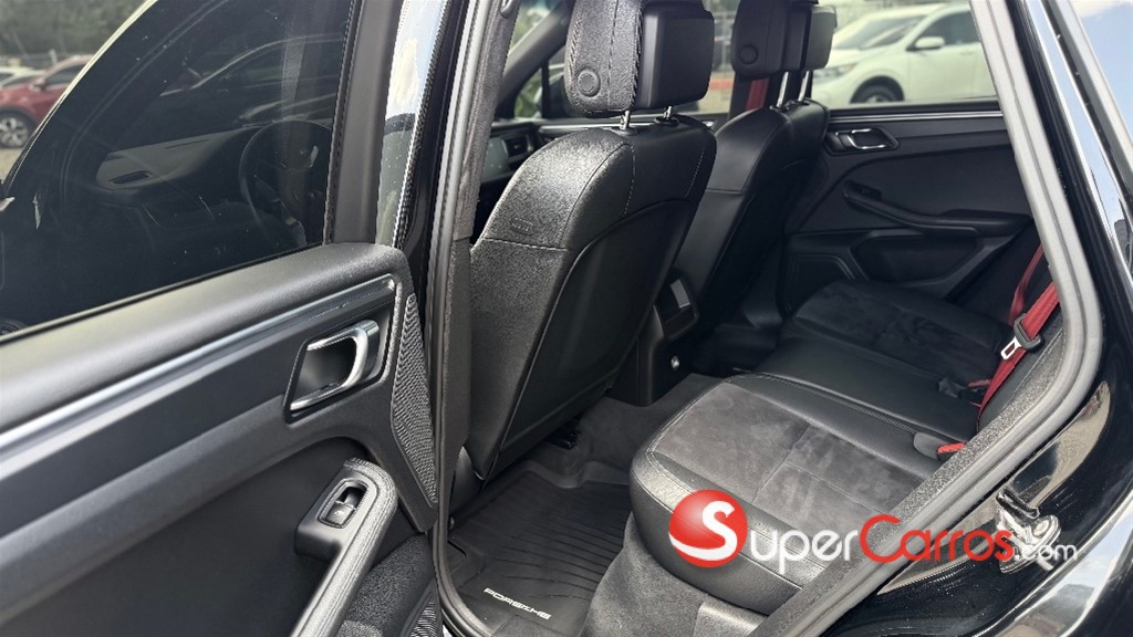 2015 Porsche Macan — foto 3 / 7