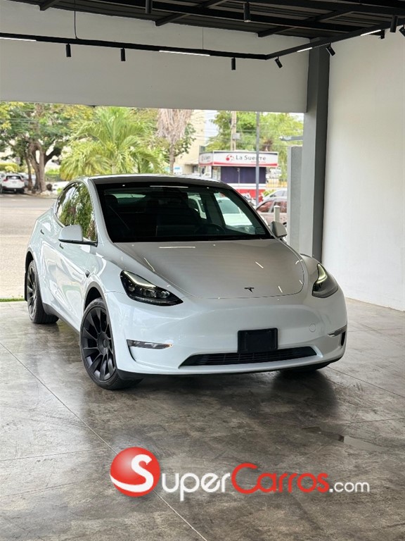 2024 Tesla Model Y Long Range