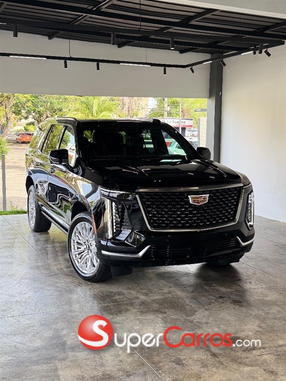 2026 Cadillac Escalade Luxury Short