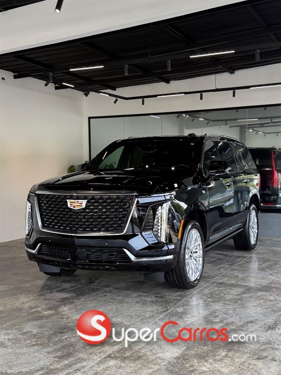 2026 Cadillac Escalade Luxury Short — foto 2 / 12