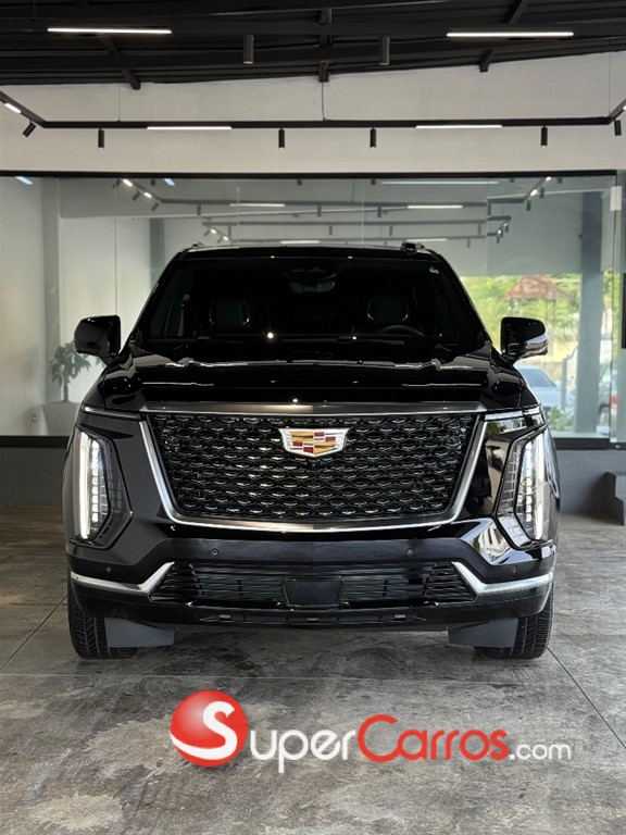 2026 Cadillac Escalade Luxury Short — foto 3 / 12